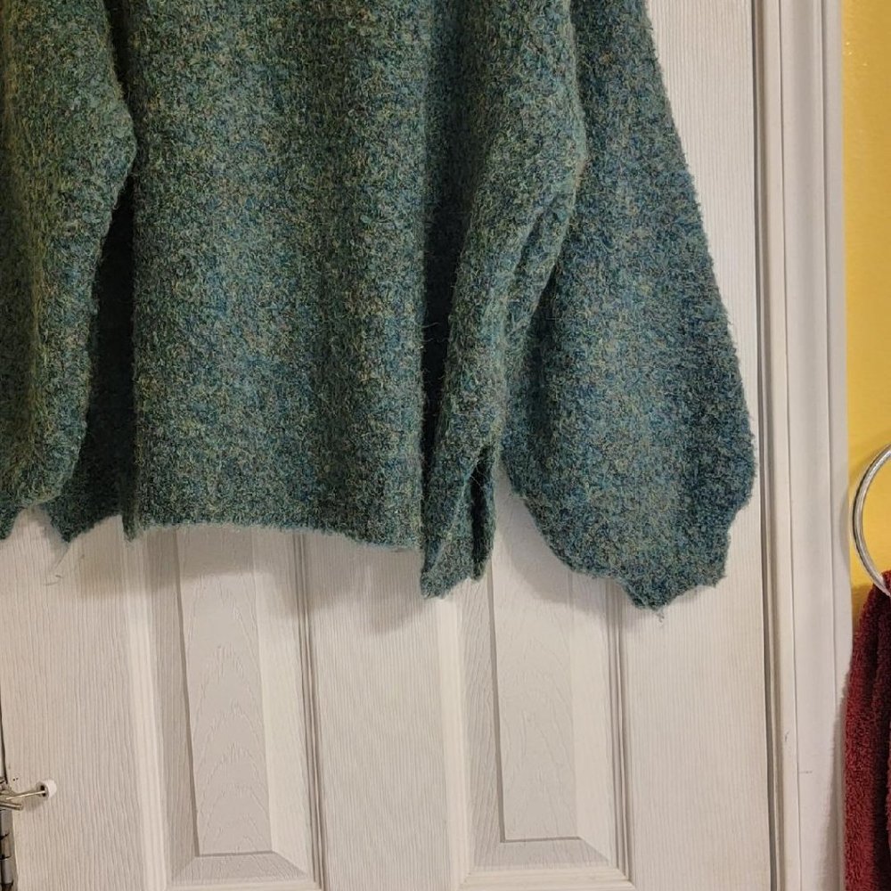 POL sweater